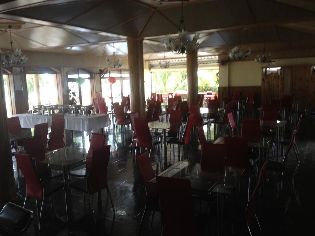 Hotel White Shell Lounge And Restaurant Flic-en-Flacq Exterior foto